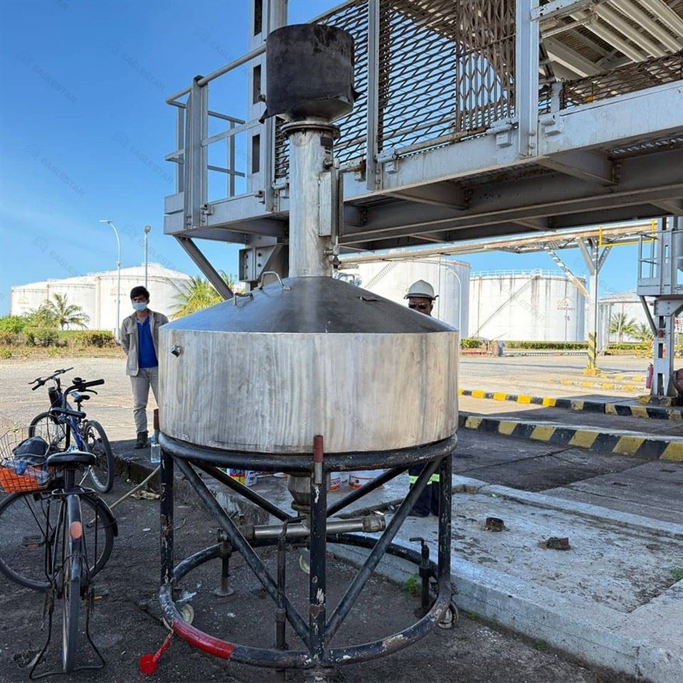 Skid-Mounted Fueling System Skid-Mounted Fueling System